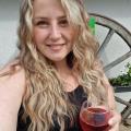 Photo of Linda|||, 40, woman